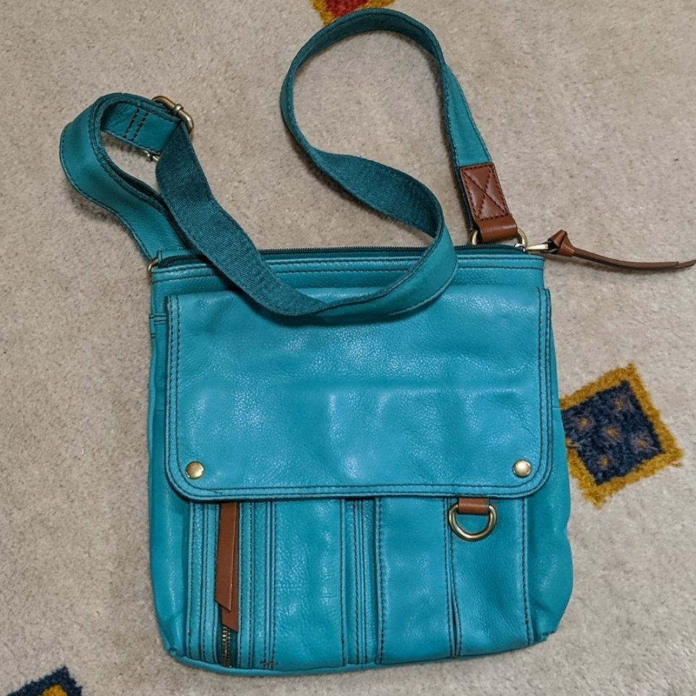Fossil teal leather crossbody purse